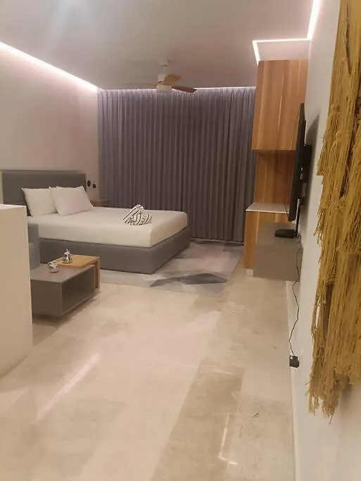 Centrico Estudio Con Balcon En Aldea Zama Tulum I Elena214